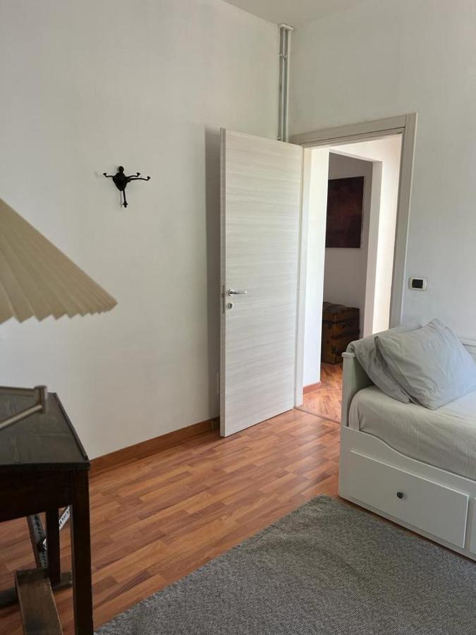 Garda 33 Caprino Veronese Leilighet Eksteriør bilde