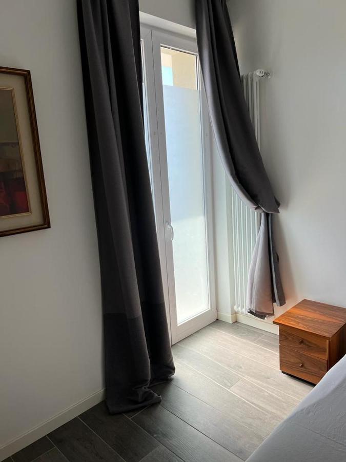 Garda 33 Caprino Veronese Leilighet Eksteriør bilde